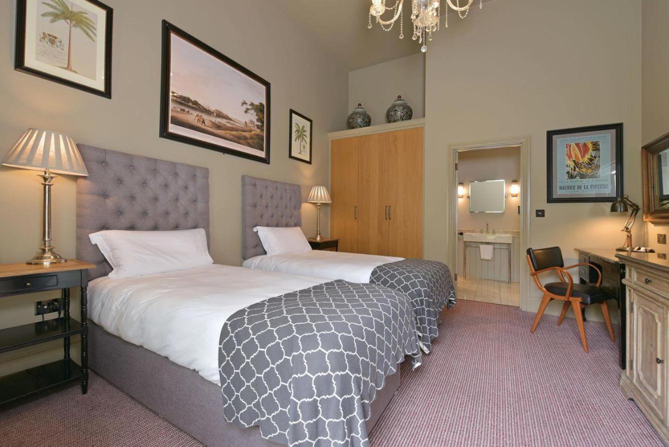 The Lion Inn Chelmsford Buitenkant foto